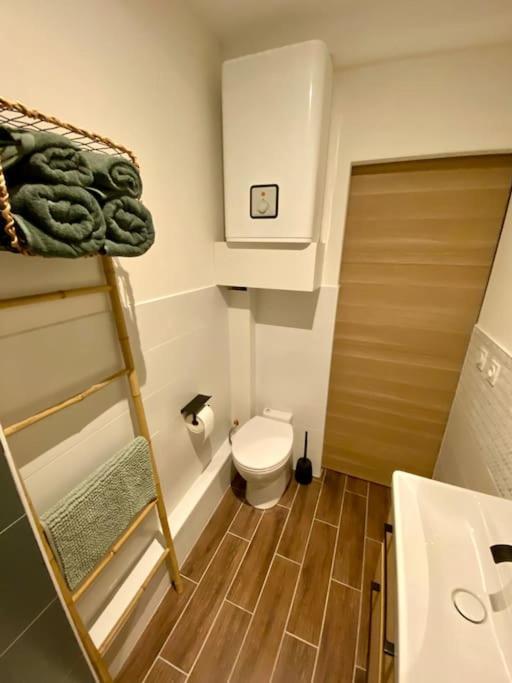 Studio D'Hotes Avec Piscine « Le Clos N°6 » Cormicy Exteriér fotografie